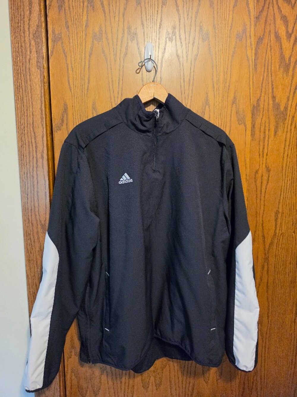 Adidas Mens XL Windbreaker 1/4 Zip Pullover Jacket Black Side Zip Vent Mesh Line